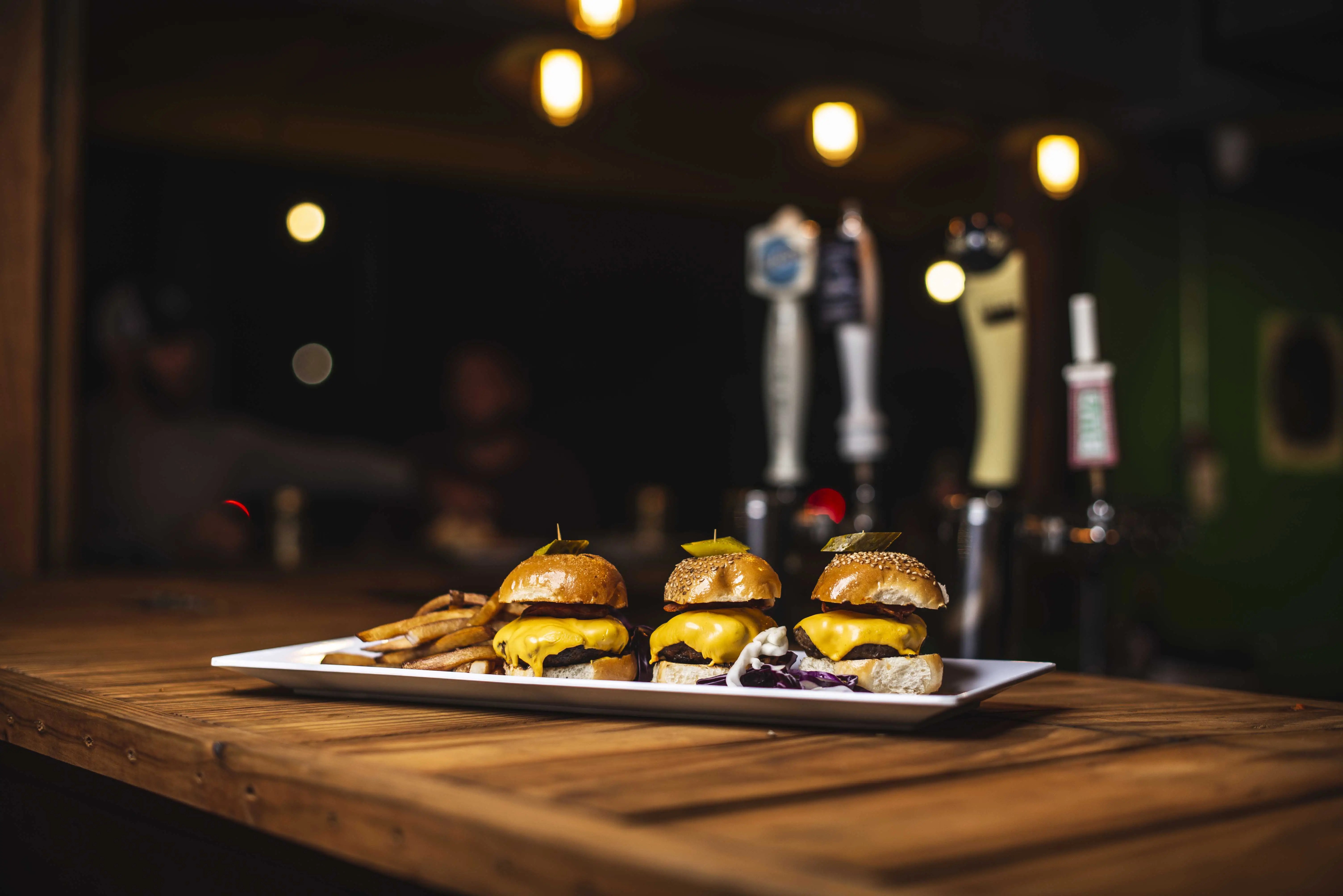 Bonding Food & Beer Garden Carolina & Canóvanas, Puerto Rico.
