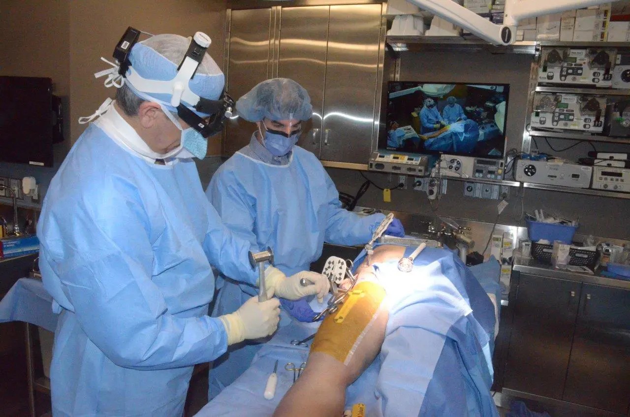 Insight Medical Completes Cadaver Lab with ARVIS Augmented Reality