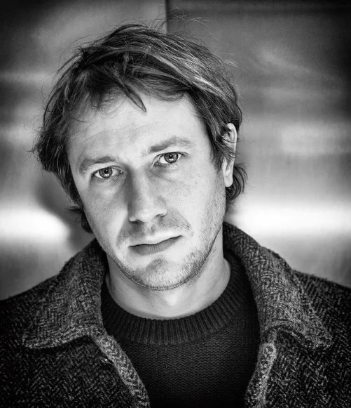 Bastien Bouillon taille Combien mesure l'acteur révélé par "La Nuit du