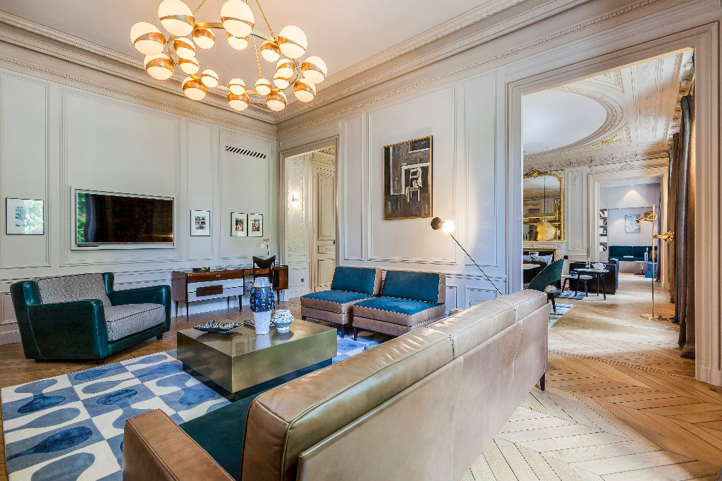 For Sale Luxury Flat with Stunning Views over Boulevard Saint Germain