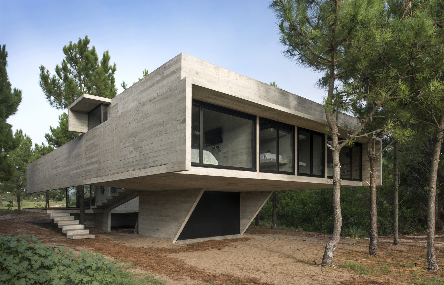 S+J house Bons Rapazes