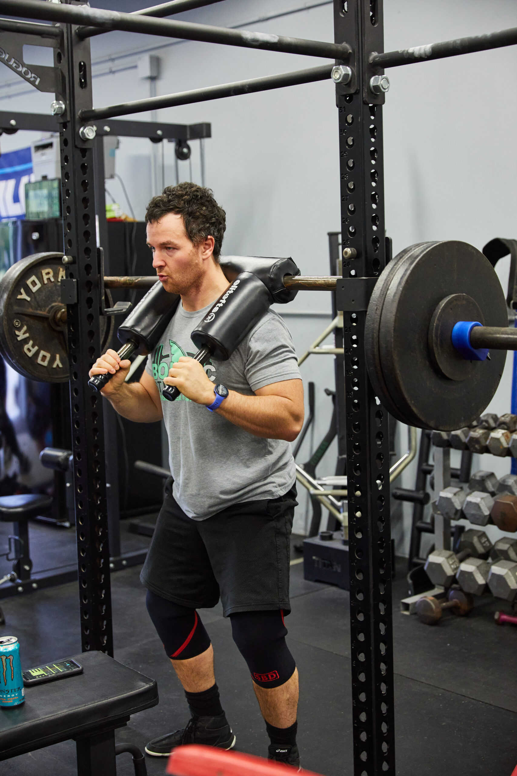 4 Reasons to Use the Safety Squat Bar BONVEC STRENGTH