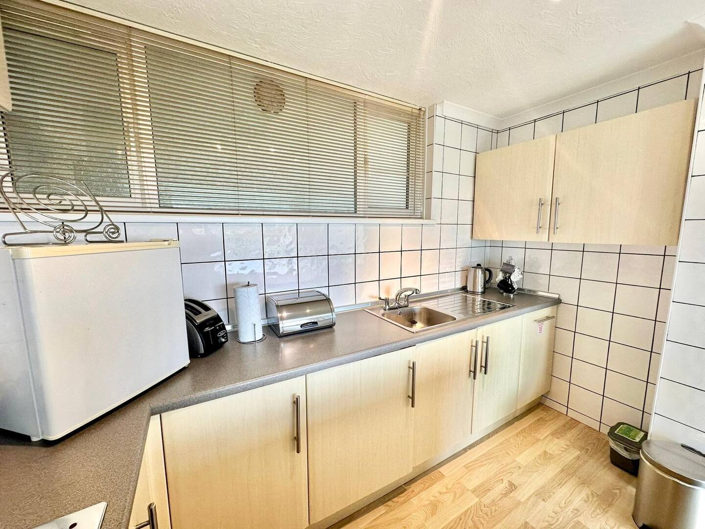 The Croft, Tenby Seafront Pass the Keys® Book Direct