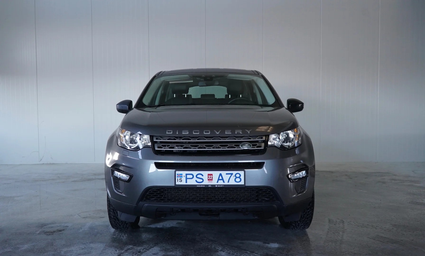 4x4 Car Rental Iceland Land Rover Discovery Sport Blue Car Rental