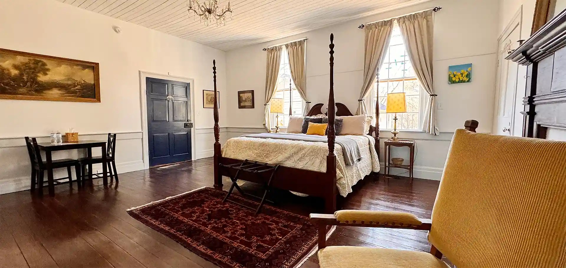 The Sunnyside Sisters Bed and Breakfast / Miss Agnes Suite