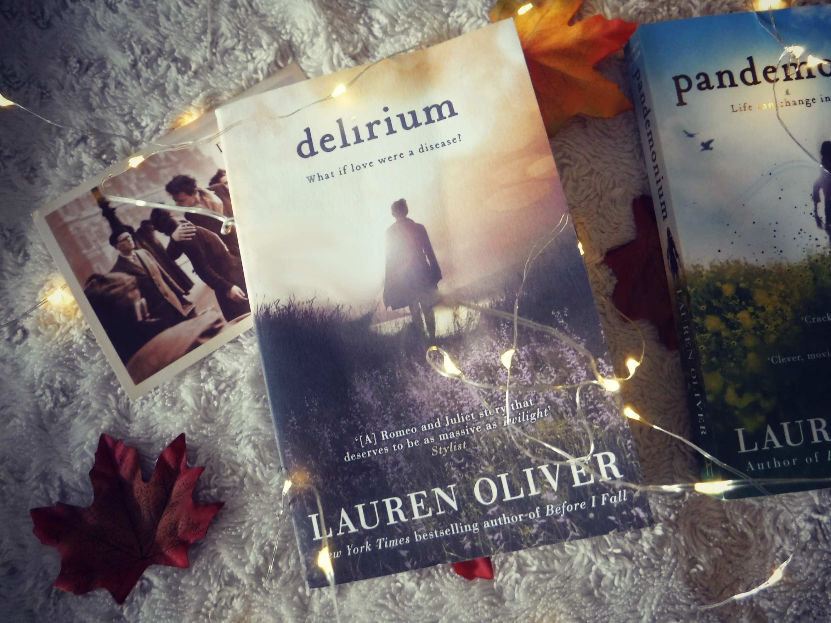 Delirium Lauren Oliver Plot Summary