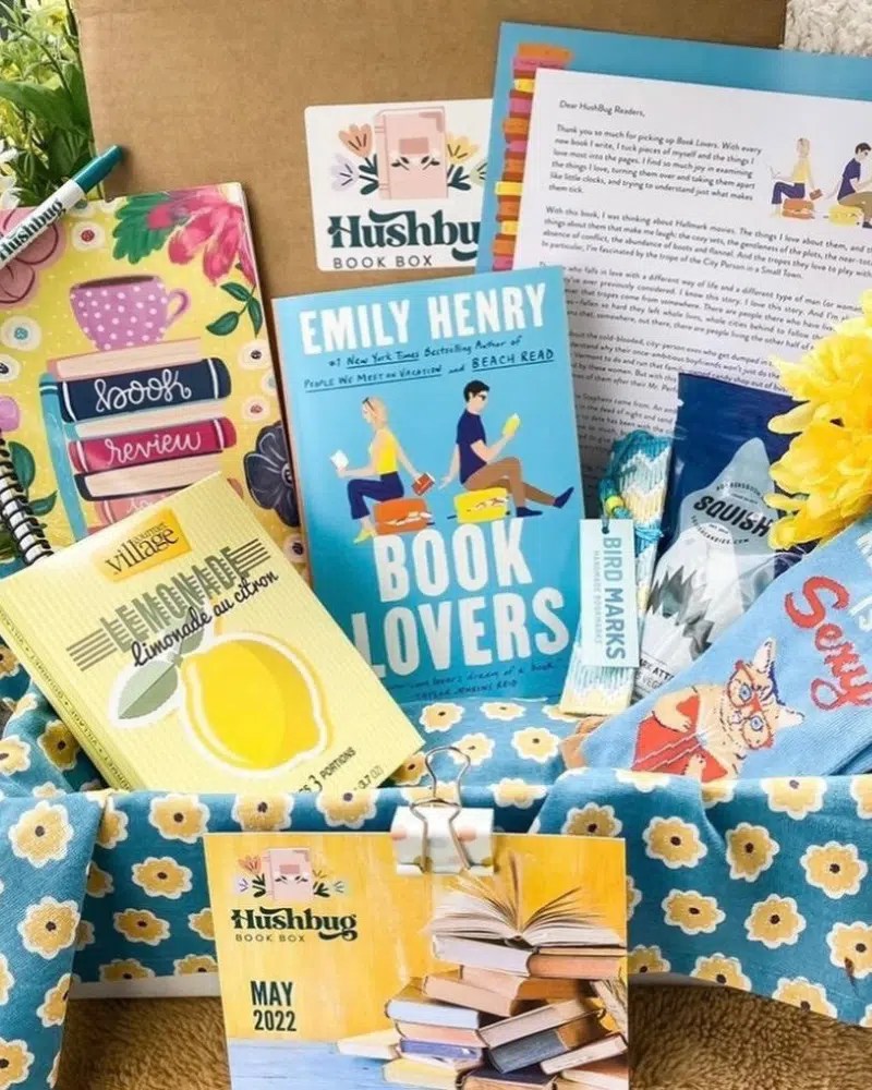 A Bookish Gift Guide for the Romance Readers in Your Life Bookstr