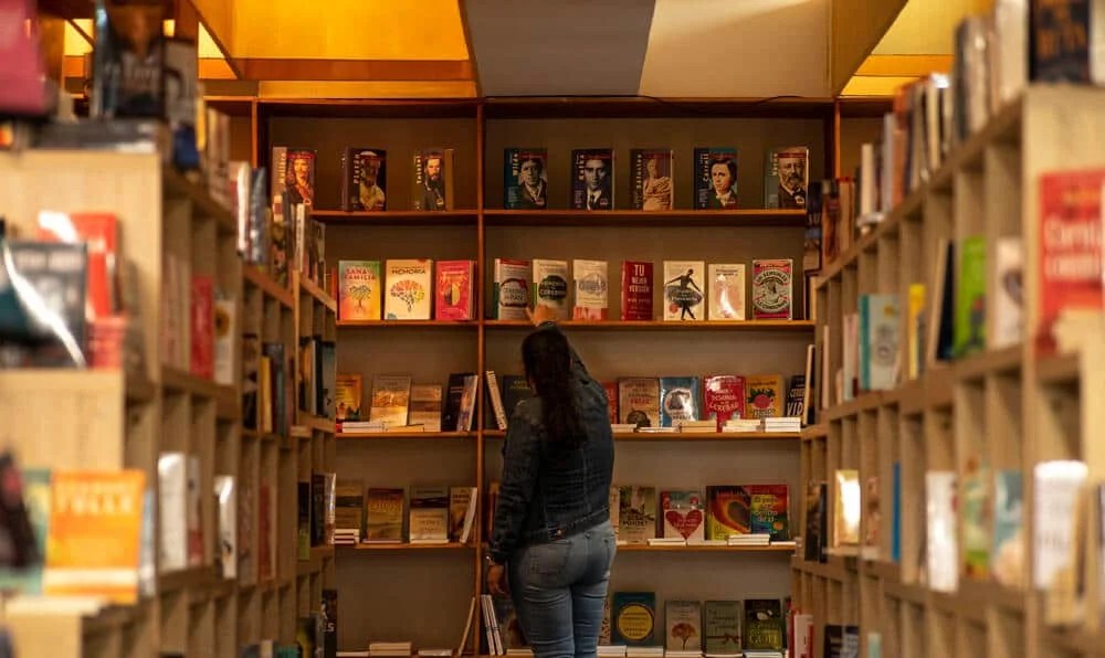 Home Bookworm Los Cabos