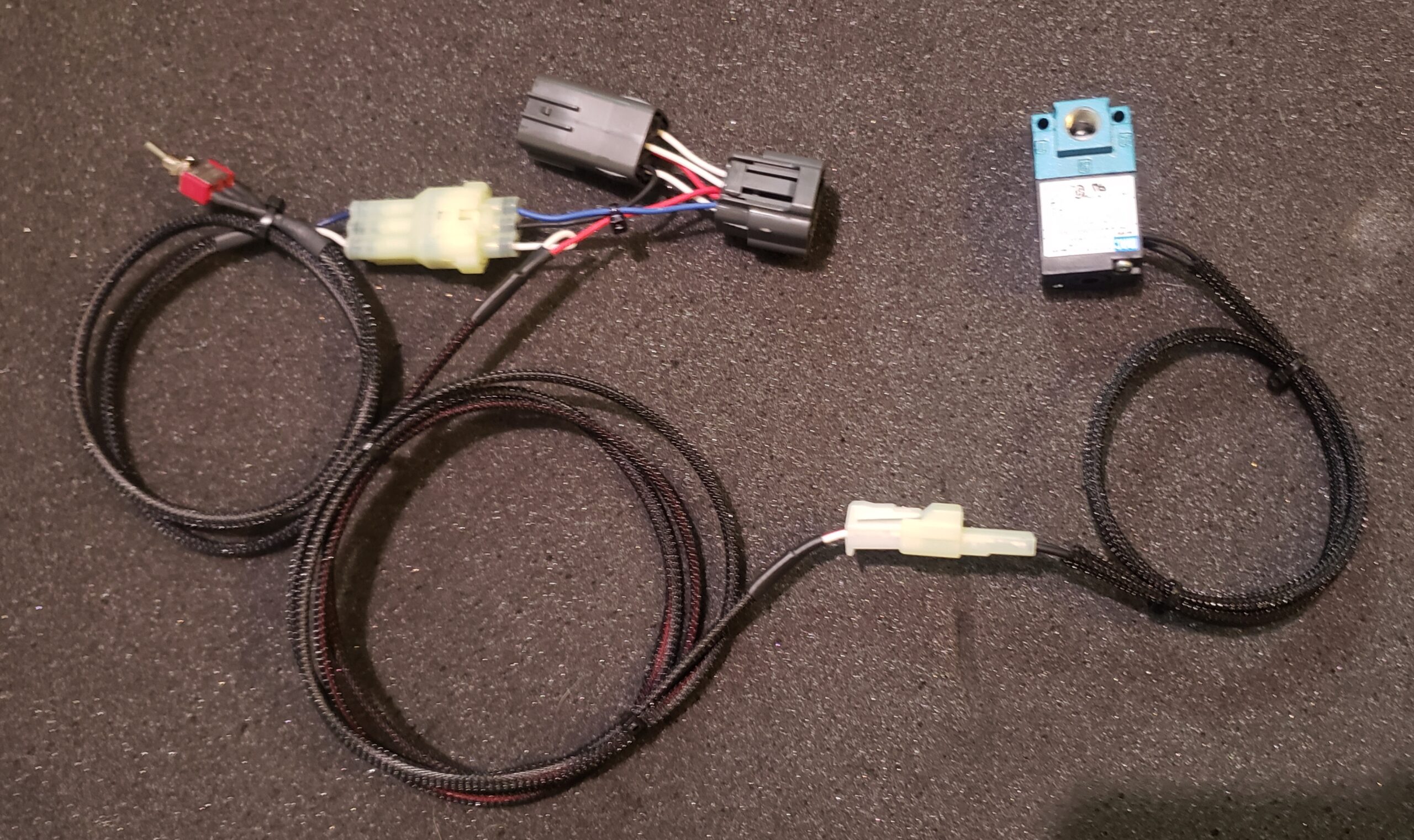 Gen3 Hayabusa Air Shift Activation Harness Boost by Smith