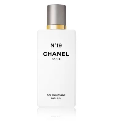N°19 LADIES FRAGRANCES CHANEL Boots