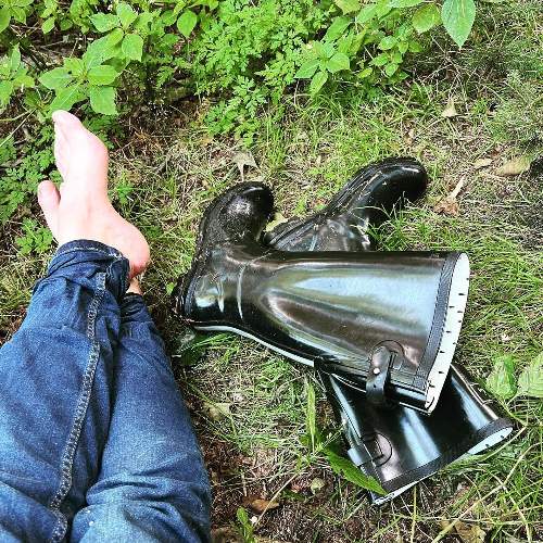 Can You Wear Rain Boots When It's Not Raining? Boots Nerd