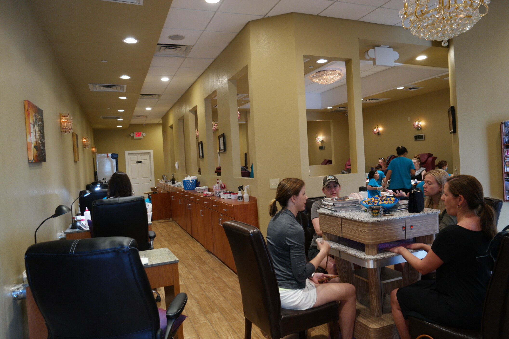 Image 9 Bora Bora Pedispa Nails Katy Freeway at Bunker Hills