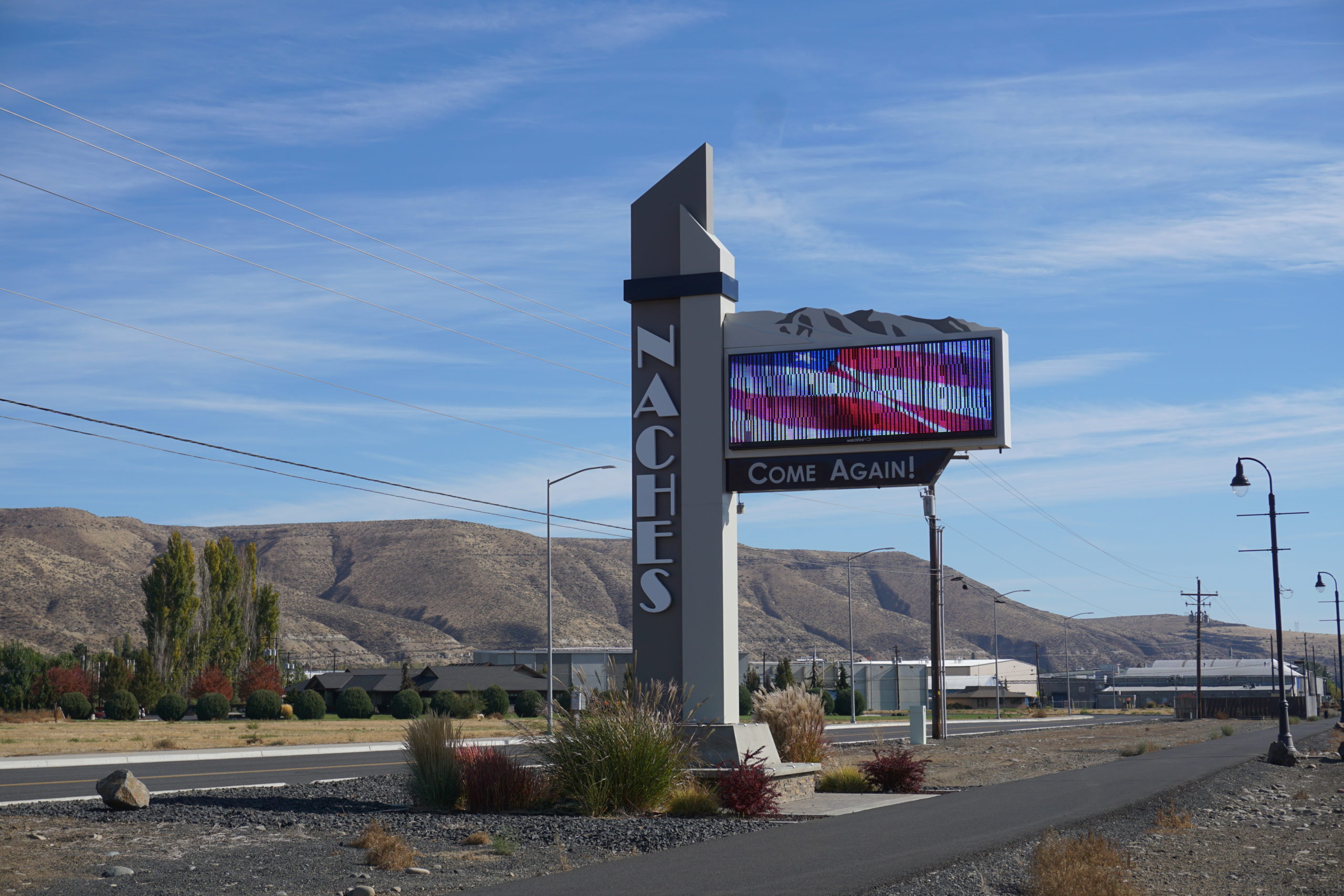 Town of Naches Sign BORARCH
