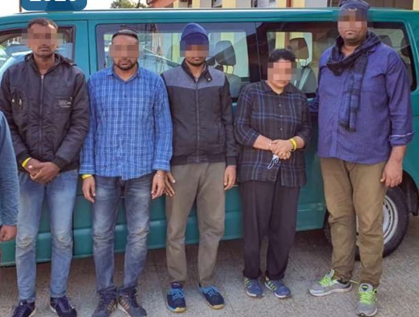 Three Romanian citizens, investigated for migrant trafficking Border