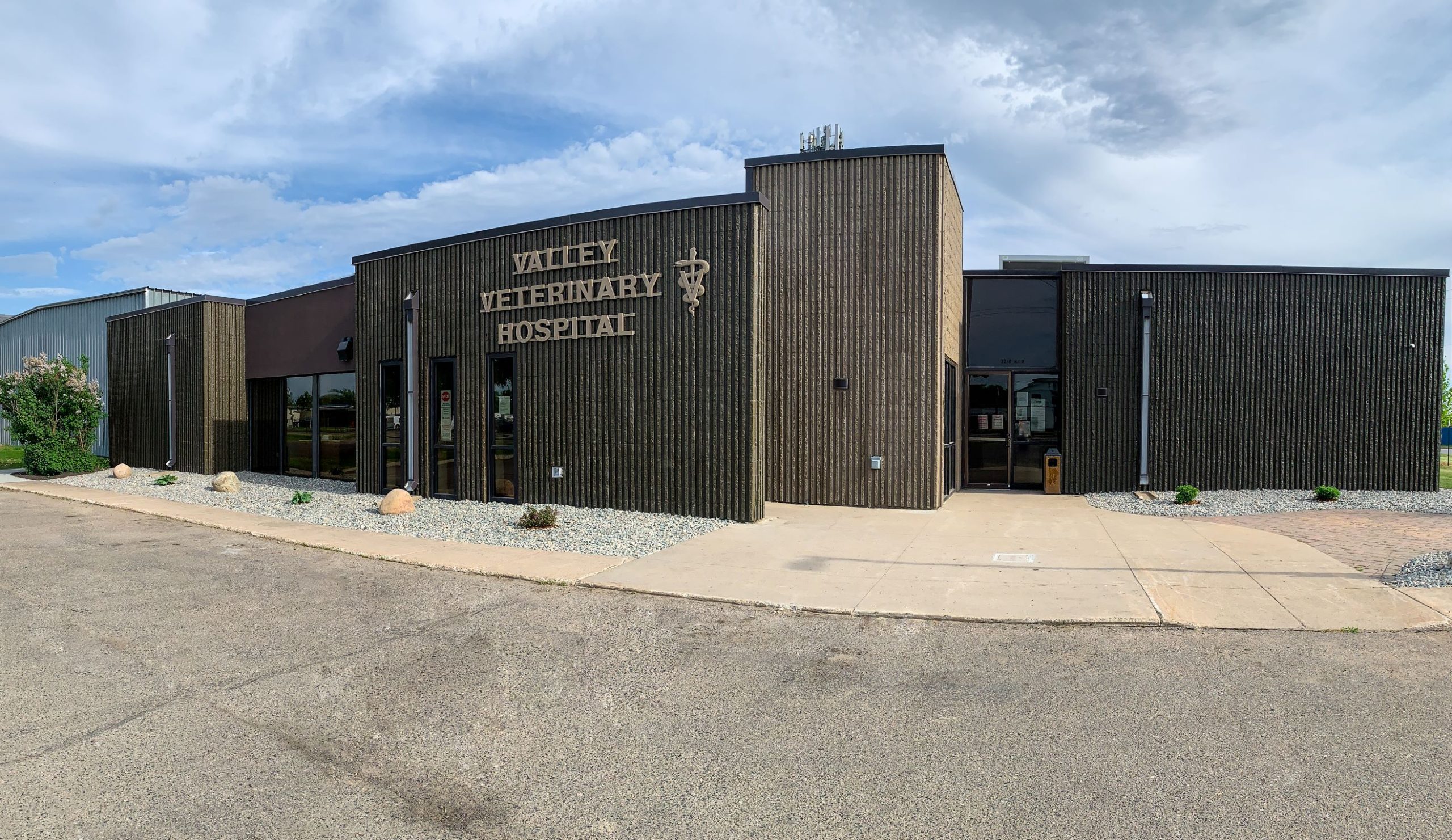 Valley Veterinary Hospital Border Construction