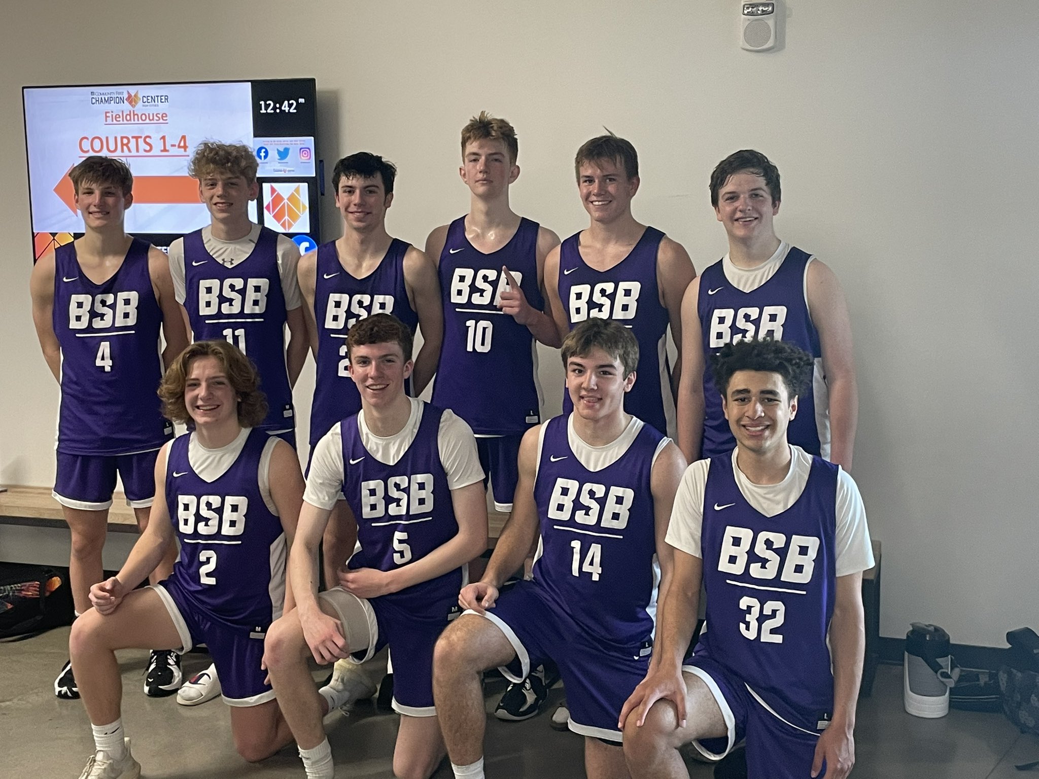 Gallery Border Select Basketball