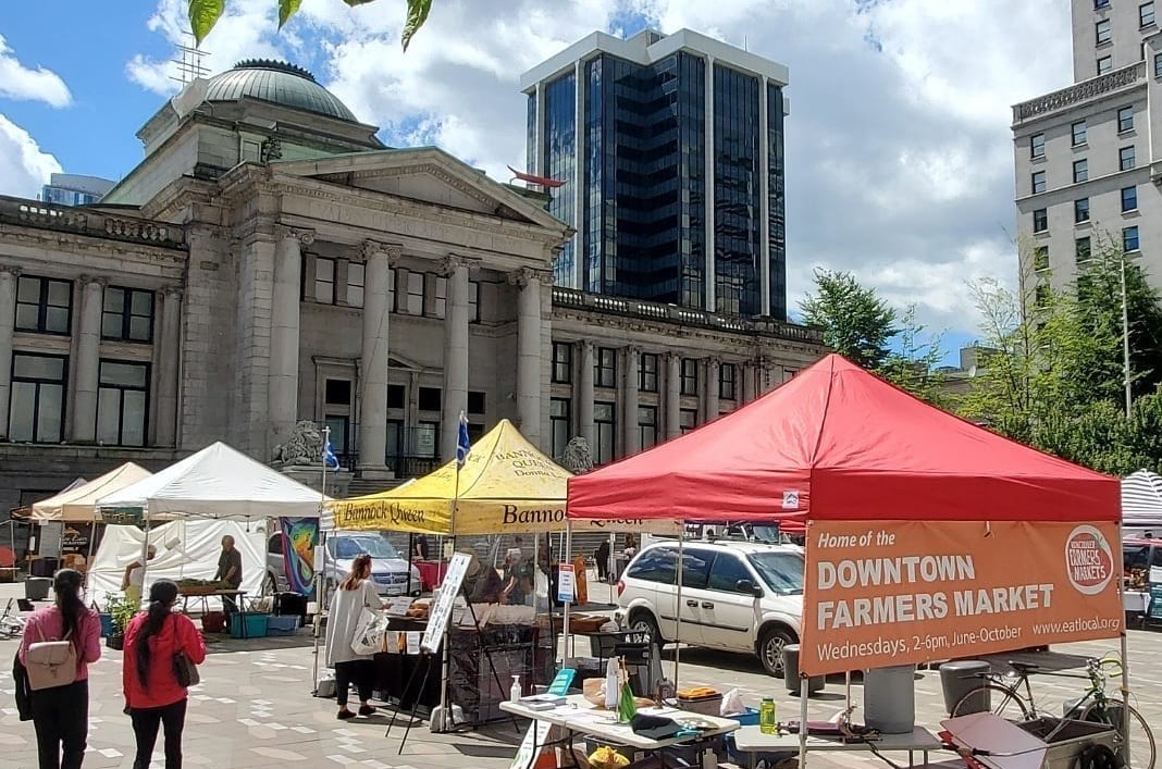 Vancouver Farmers' Markets Bored in Vancouver