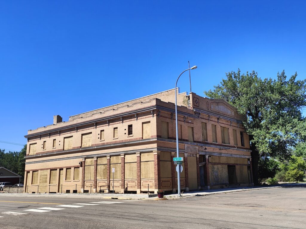 Day 16 Baker, Montana to Hettinger, North Dakota Boring to Dull