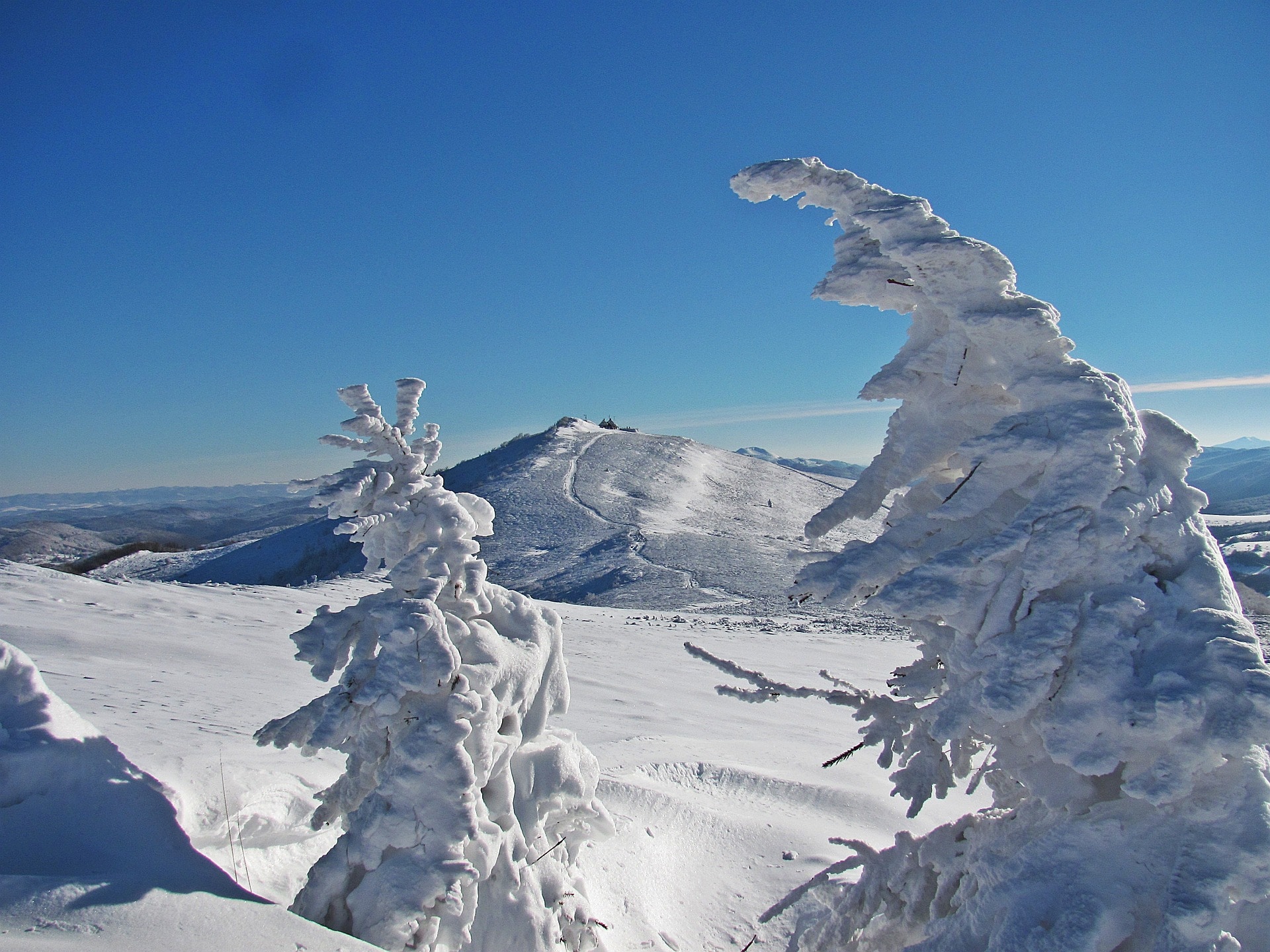 A List Of Unique Places In Poland Worth Visiting In Winter. Born Globals