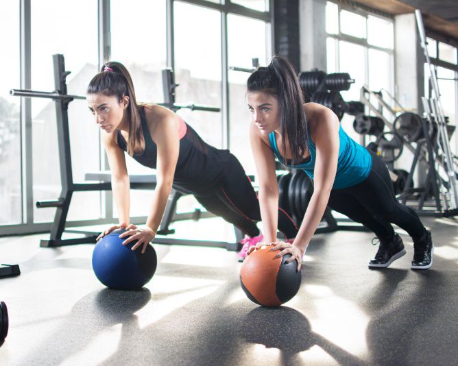 Gym-goers panic after wild brawl breaks out at Fitness.