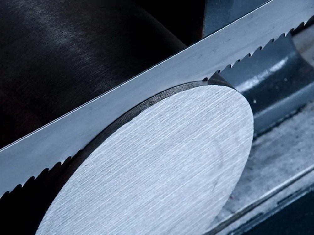 Circular Saw vs. Band Saw Which One is Best For You