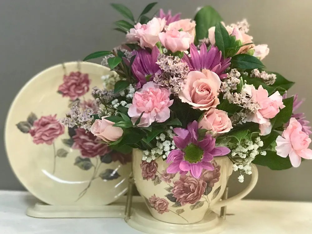 Teacup Wayne, NJ Are Florist Bosland's Flowers Wayne, NJ