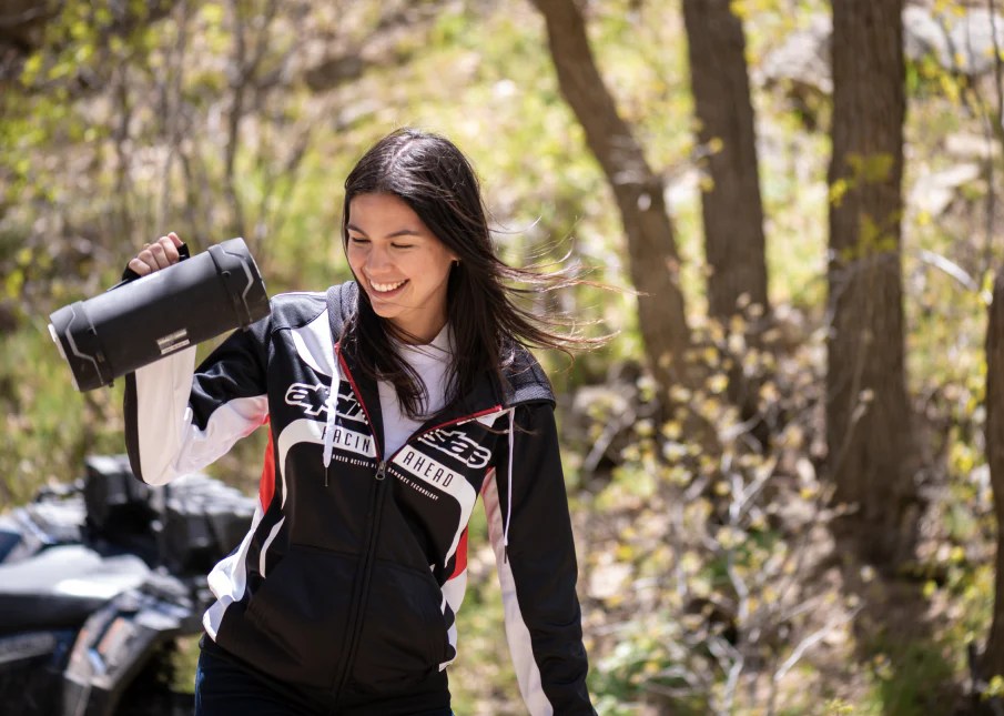 BOSS Audio Systems BV9968MB Car Stereo – Single Din, 7 Inch Touchscreen