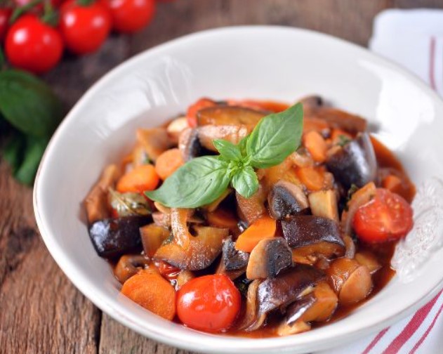 Eggplant Stewed with Tomatoes