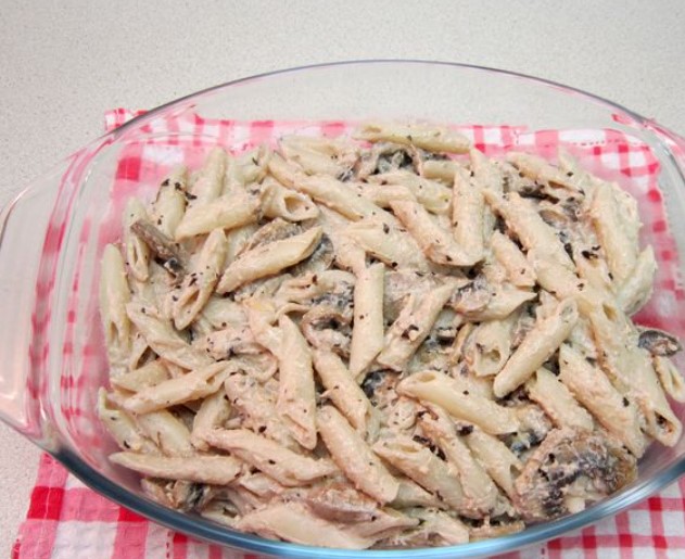 Baked Pasta in Sour Cream Sauce with Mushrooms and Cheese