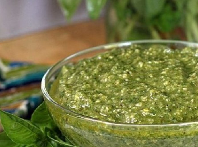 Paprika Pesto