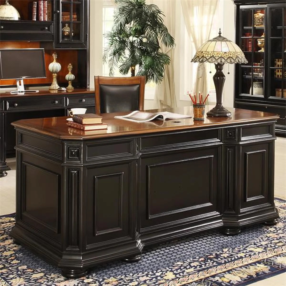Chọn gì? executive desk decor Đồ trang trí phù hợp cho quản lý