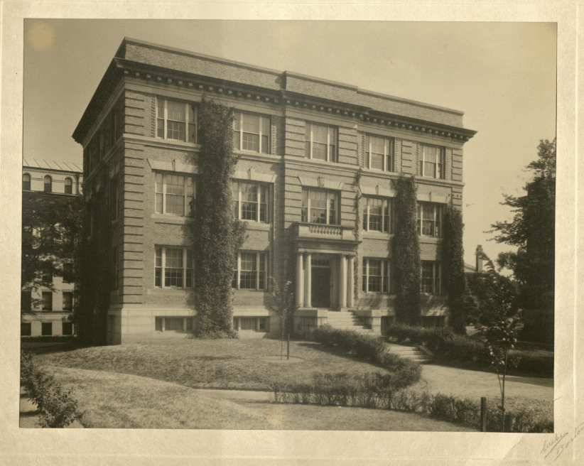 Wolcott Gibbs Memorial Laboratory and Ohiri Field (Harvard University