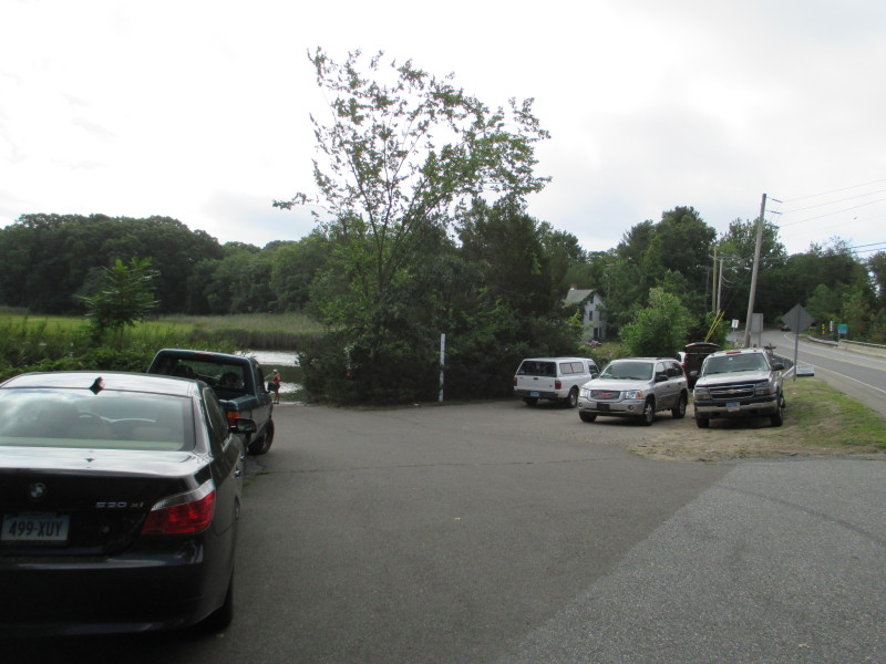 Boston Kayaker Kayaking on Menunketesuck River in Westbrook CT