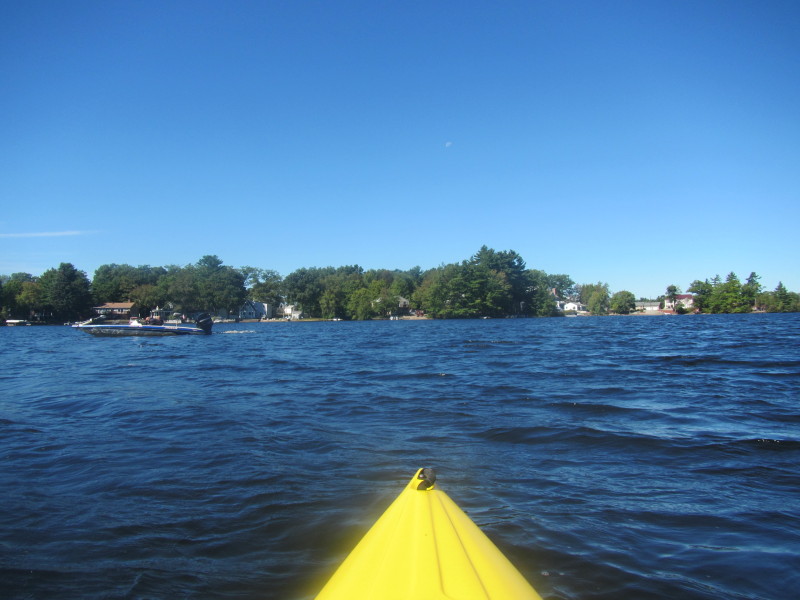 Boston Kayaker Kayaking on ster Lake aka "Lake Chaubunagungamaug" in ster MA