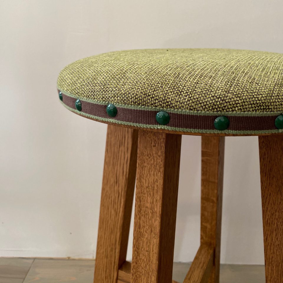 ひとつあると便利なスツールの使い方。 おかし工房 Botan・ボタン木工所 香川県観音寺市