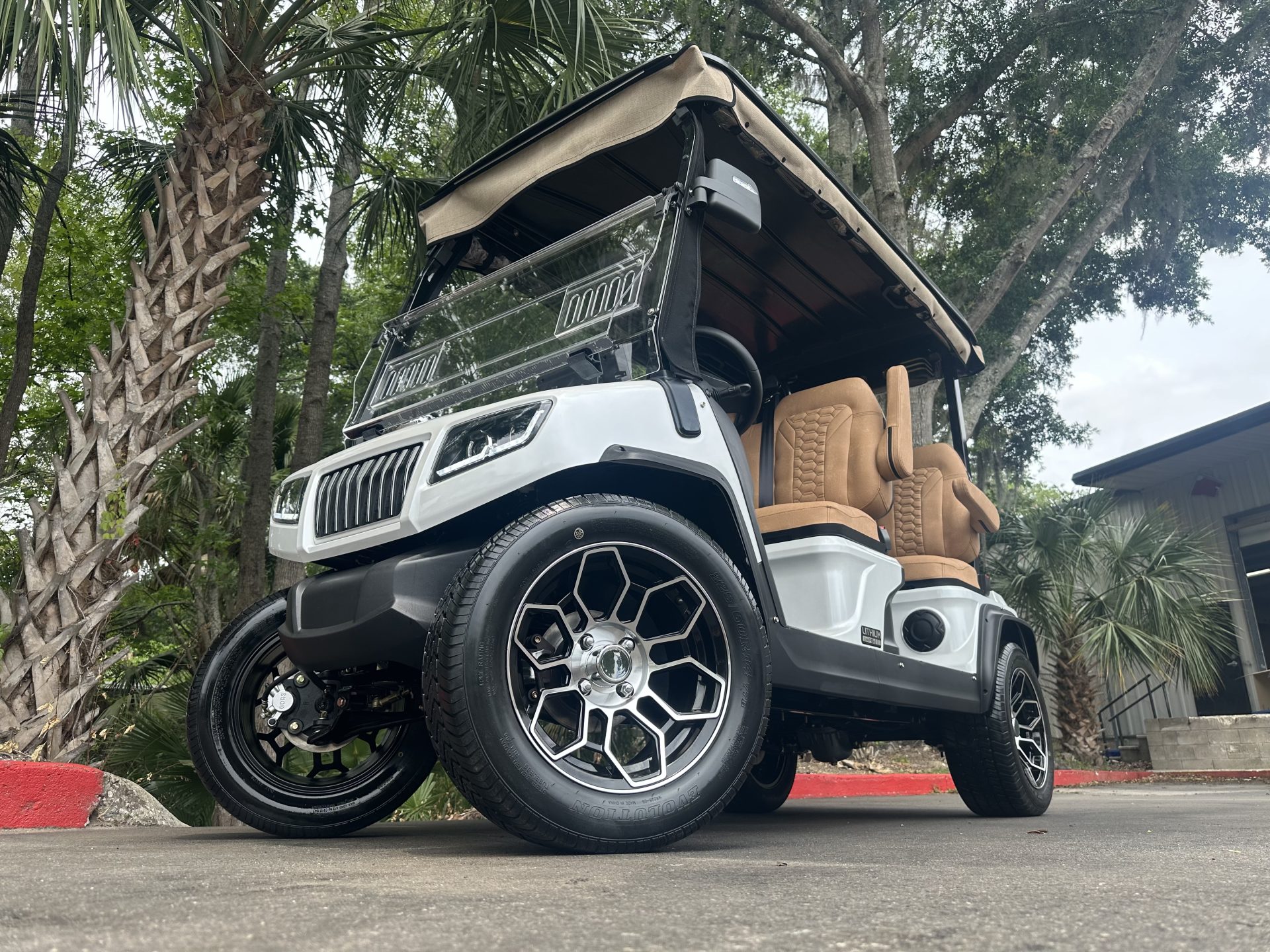 2025 LITHIUM *Limited Edition* D5 Ranger Golf Cart! Street Ready Golf