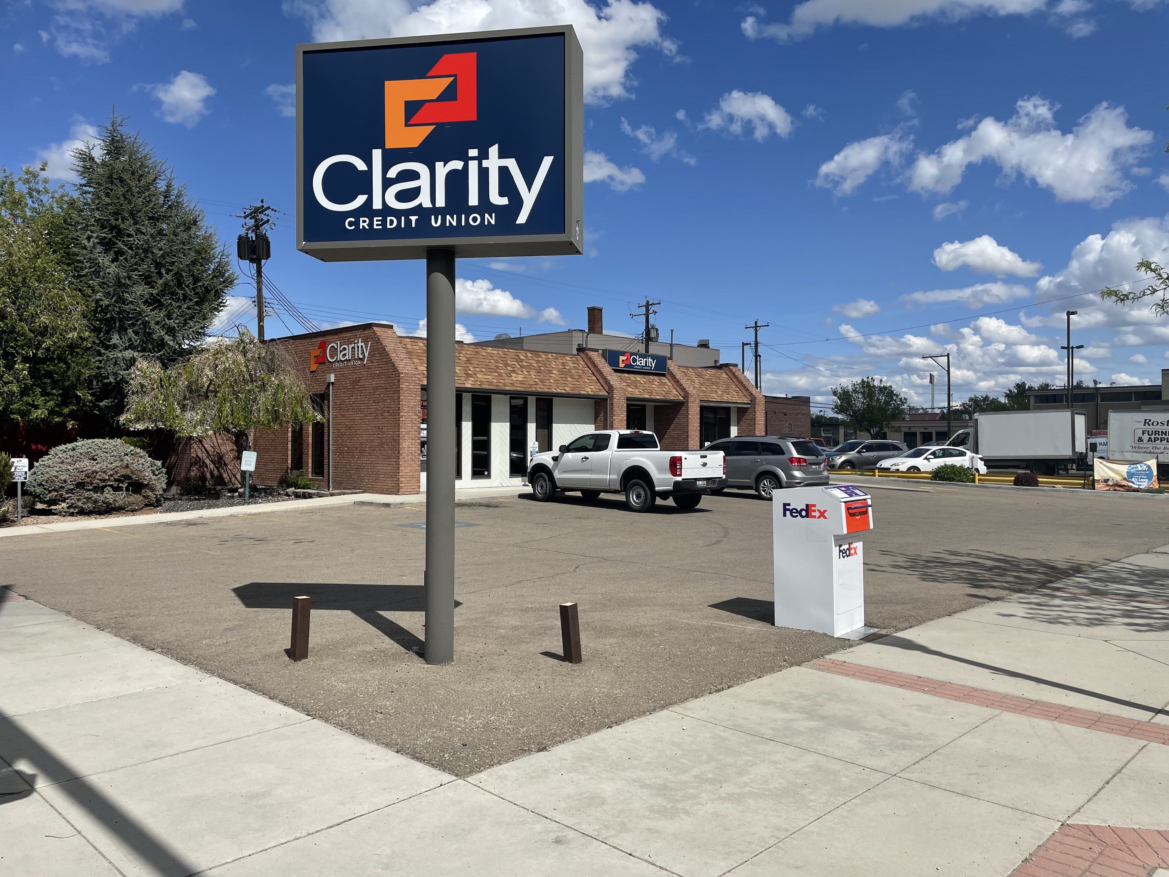 805 Cleveland Blvd, Caldwell Bottles Real Estate Auction