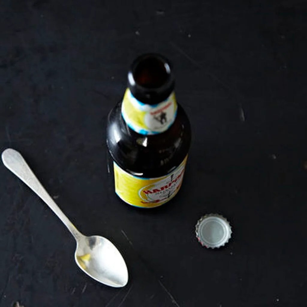 How To Open A Bottle With A Spoon – Bottles Insider