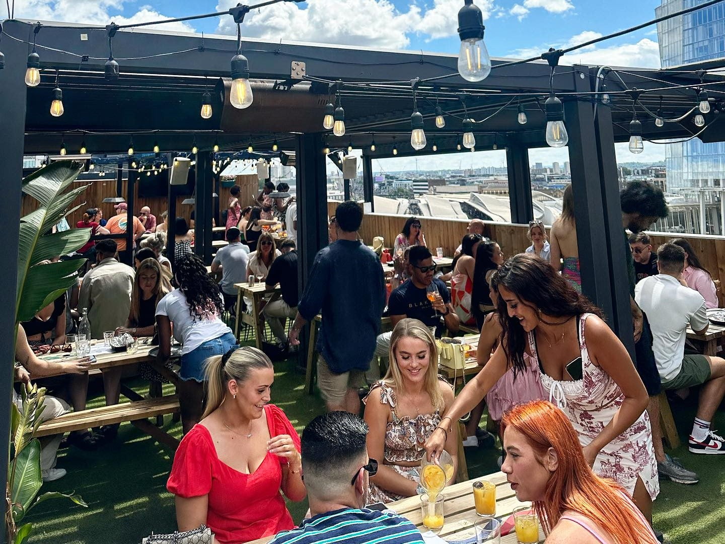 London Bridge Rooftop Bottomless Brunch Bottomless Brunch