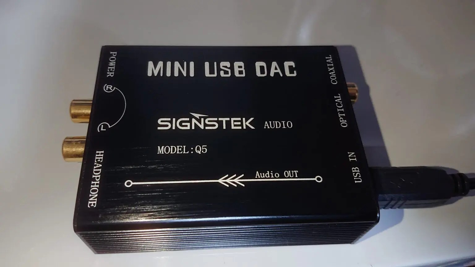 Mac mini(2018)で光デジタル出力(SPDIF)を使うため「Signstek Audio USBDAC