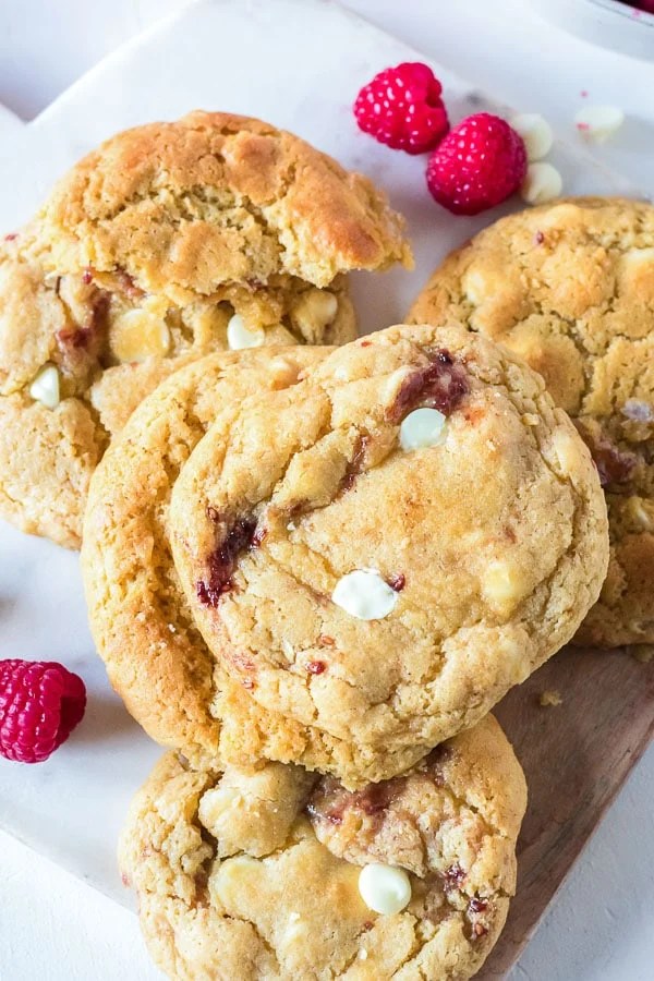 In a mixing bowl, stir together the cake flour, bread flour, baking soda, baking powder, and sea salt. Raspberry Cheesecake Cookies Subway Cookies Copycat Recipe