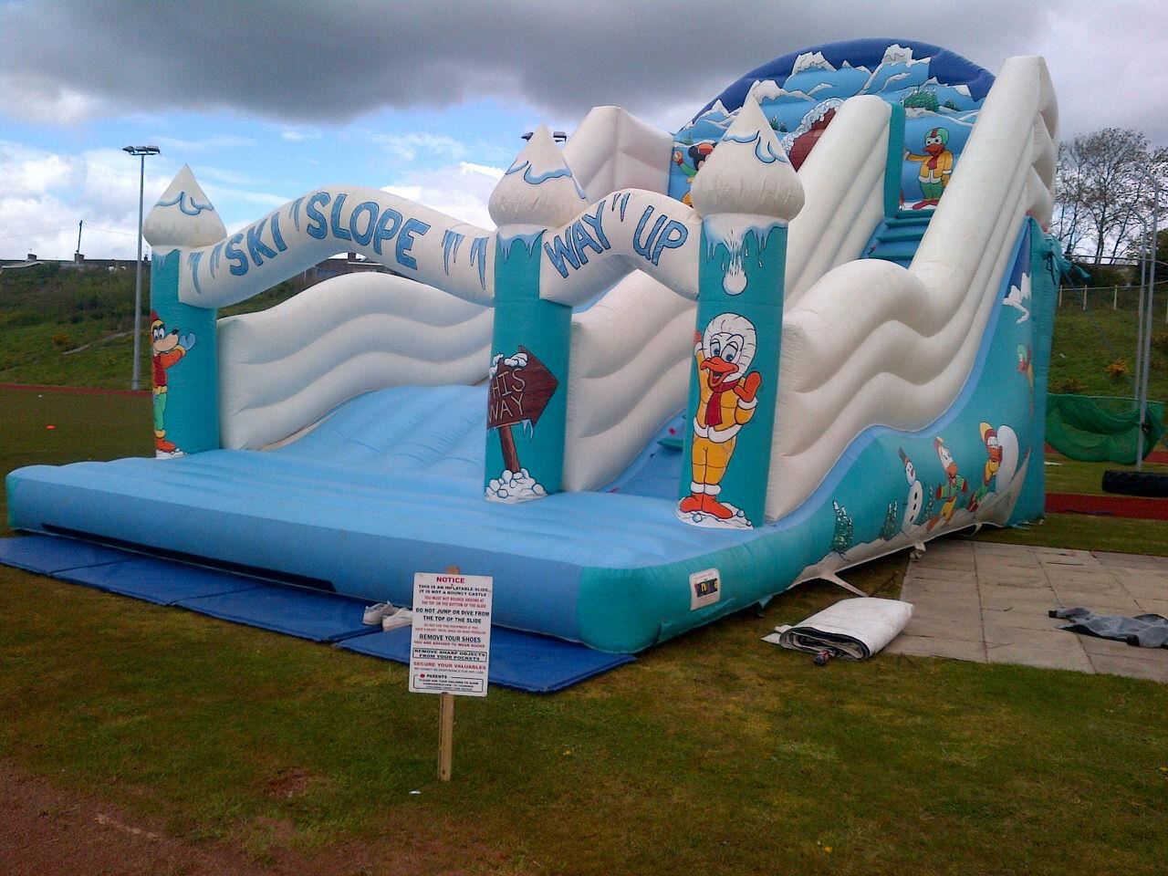 Slides Bouncy Castle Hire in Pembrokeshire, Milford Haven, Haverfordwest, Tenby, Carmarthenshire,