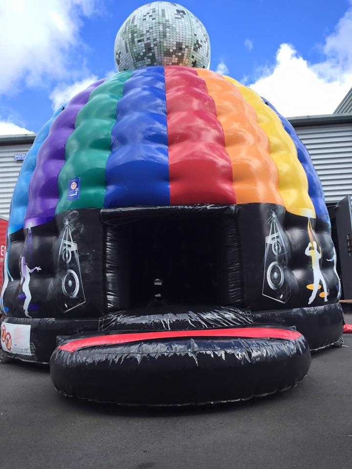 Disco Domes Best Bouncy Castle Hire service in Dublin Luke's Bouncy