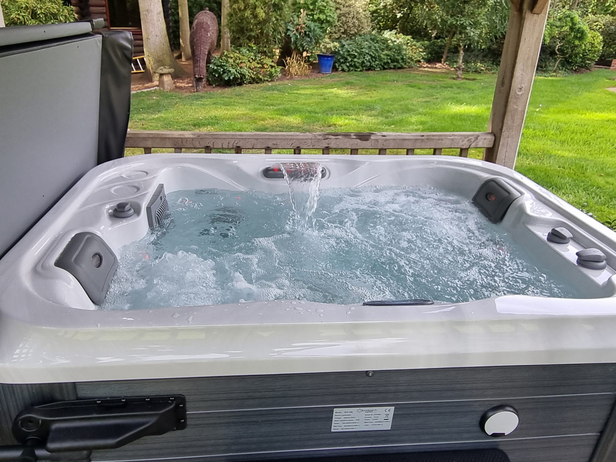 Venus 2 Person Hot Tub (Only £150 Deposit) Best Hot Tub Sales, Hire
