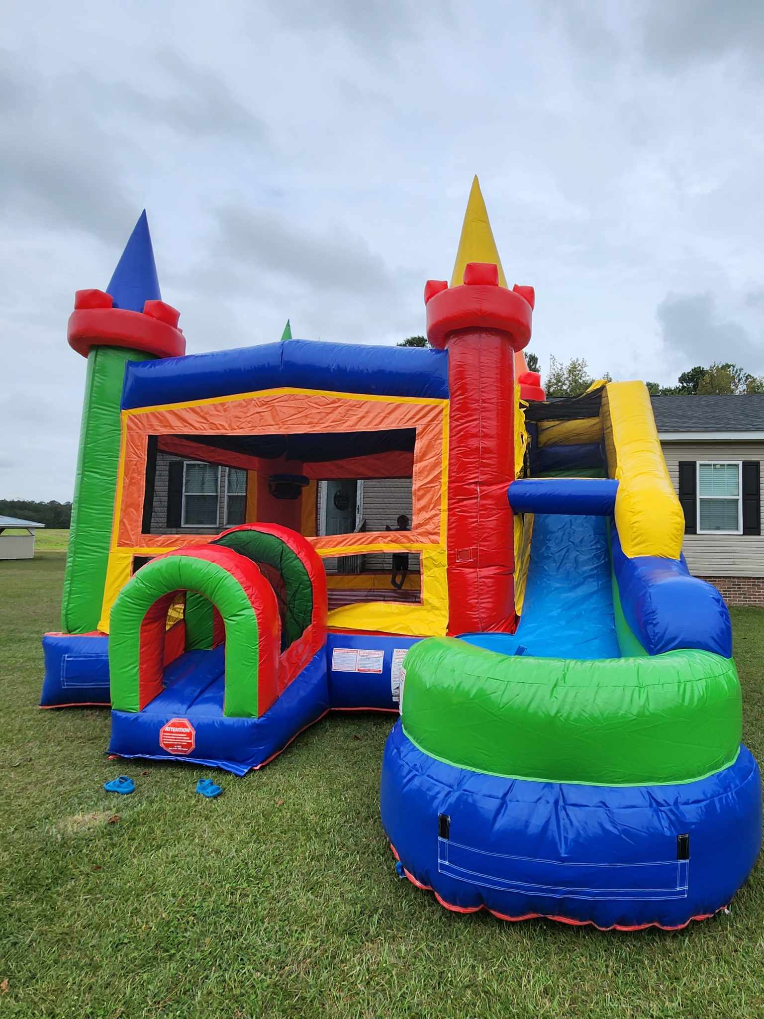 Rainbow Castle Combo Hire in North Carolina