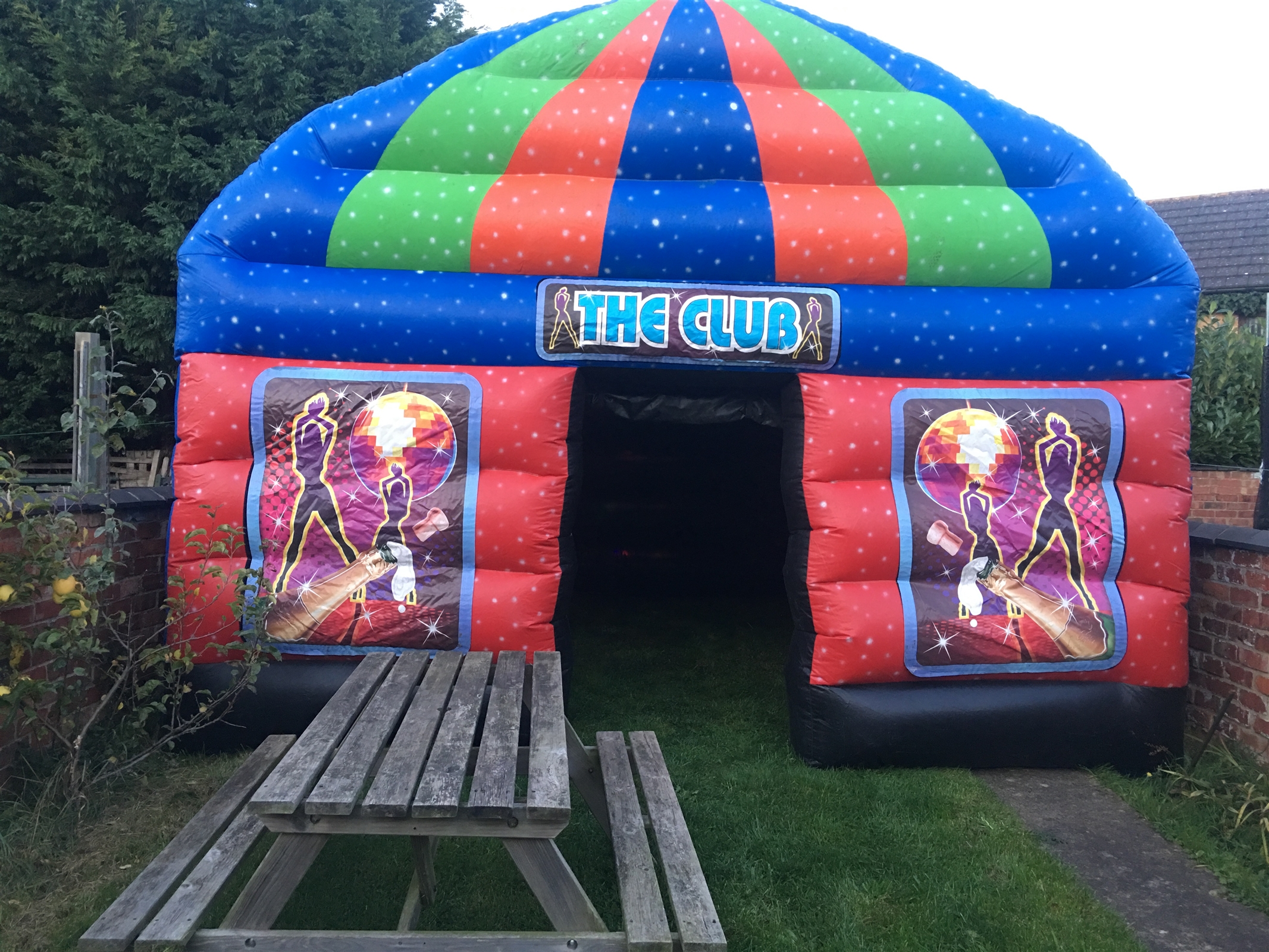 Inflatable 15ft x 17ft Disco & Bouncy Castle Hire in