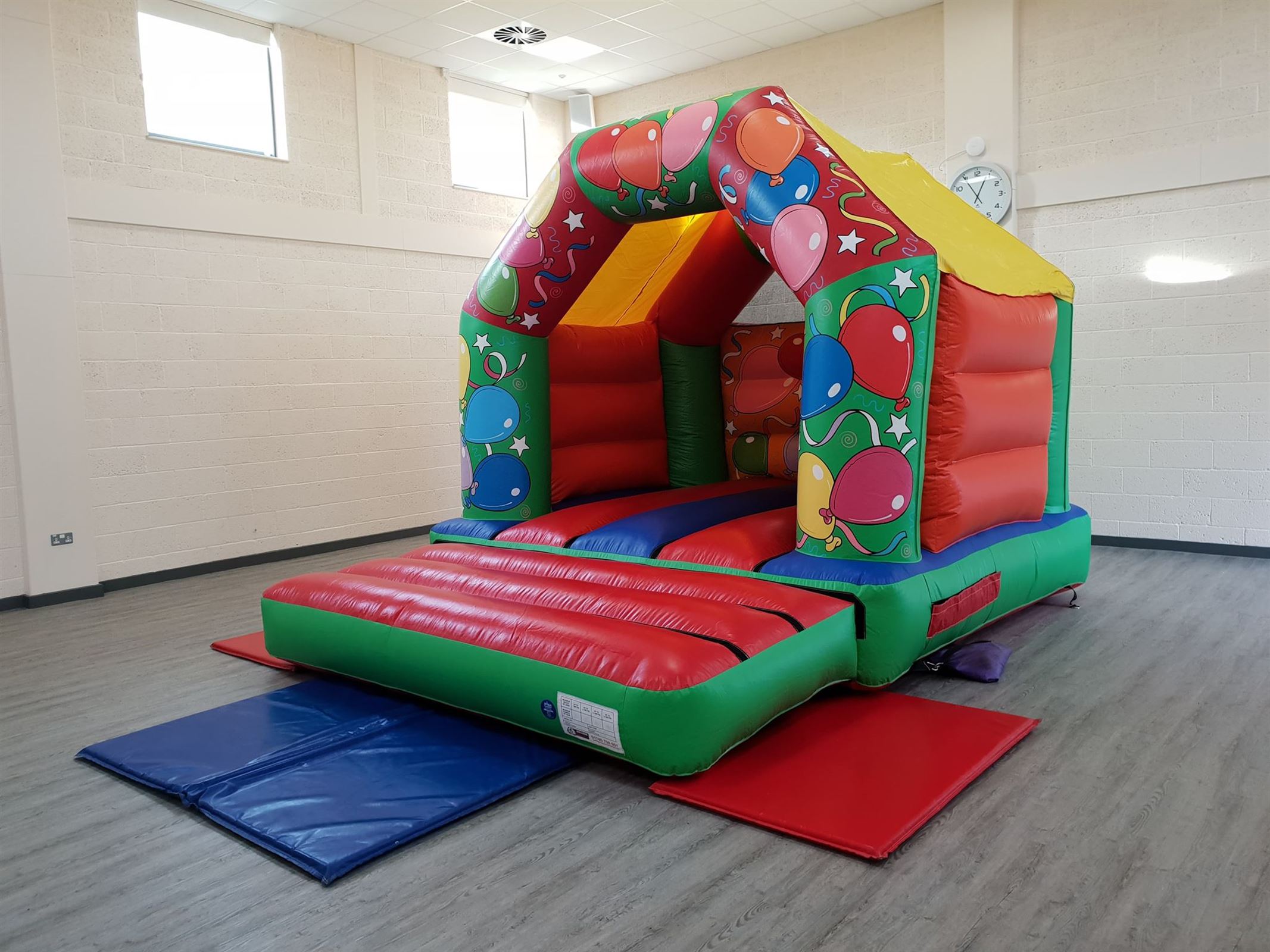 Multi Party Bouncy Castle Bouncy Castle Hire in Milton Keynes, Luton