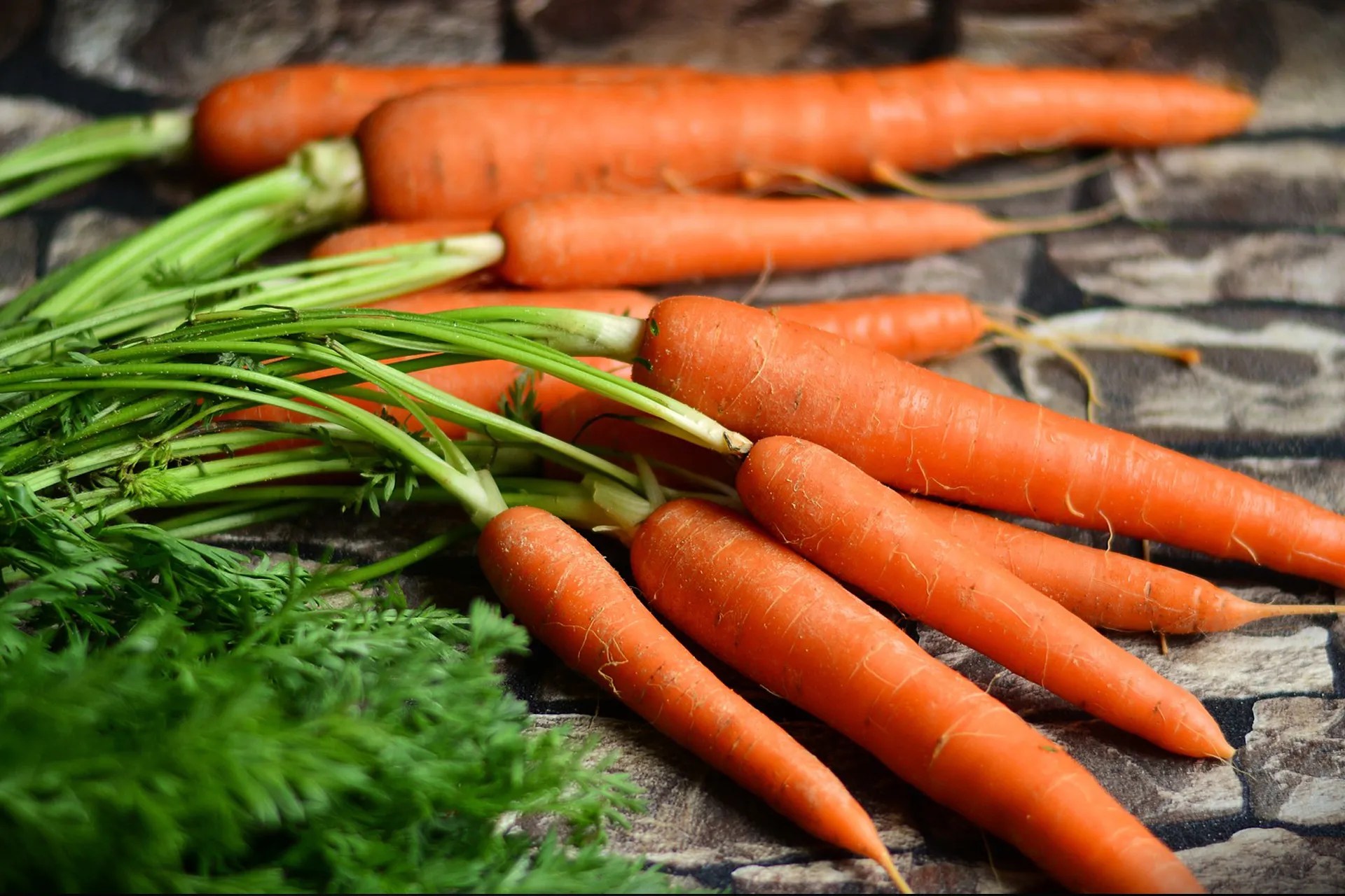 Daily Raw Carrot Intake Helps Maintaining Healthy Hormone Balance