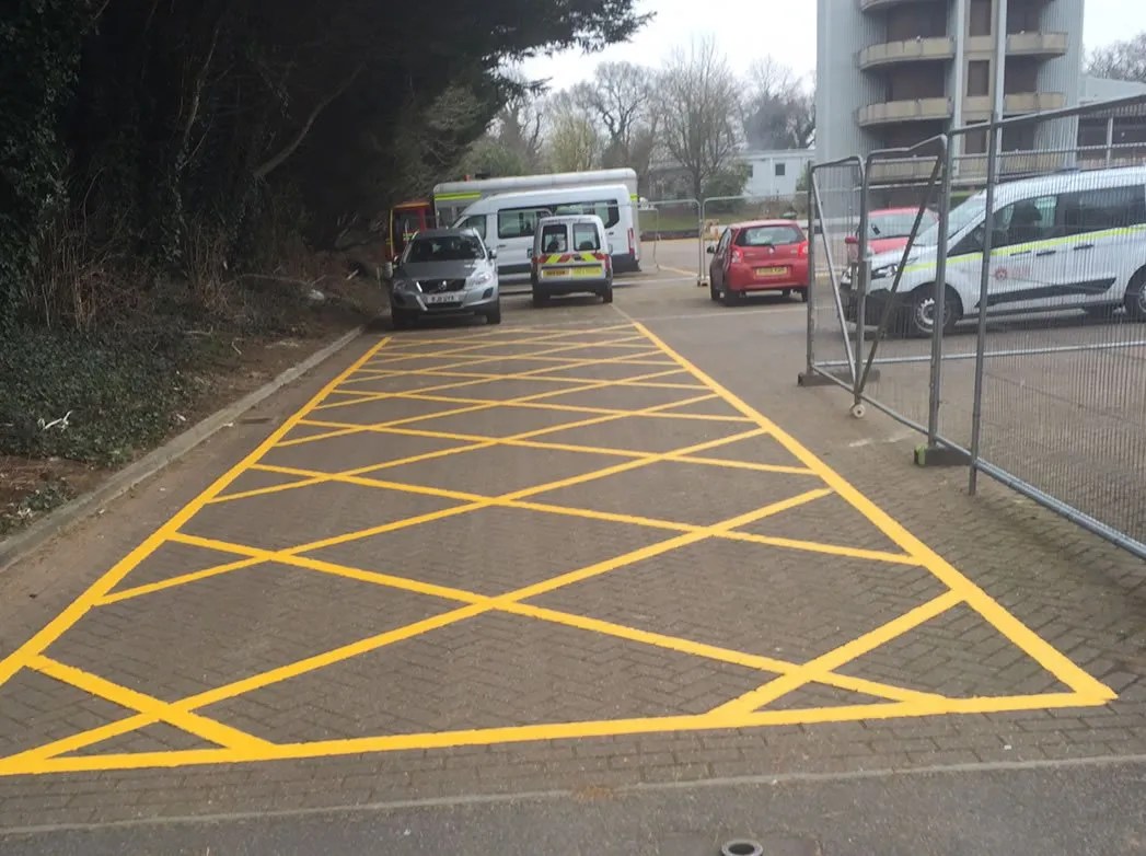 Bournemouth White Lining