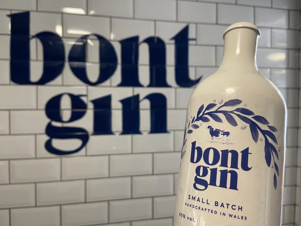 10 British Gin Brands To Know About The Boutique Handbook